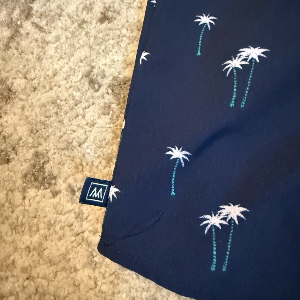 Mizzen+Main Navy Shirt with Palm Tree Design